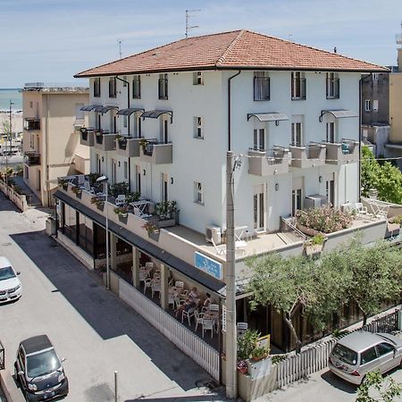 Hotel Villa Dei Gerani Rimini Exteriér fotografie