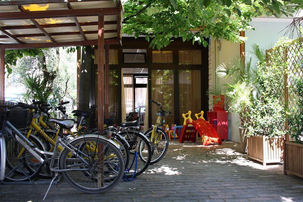 Hotel Villa Dei Gerani Rimini Exteriér fotografie