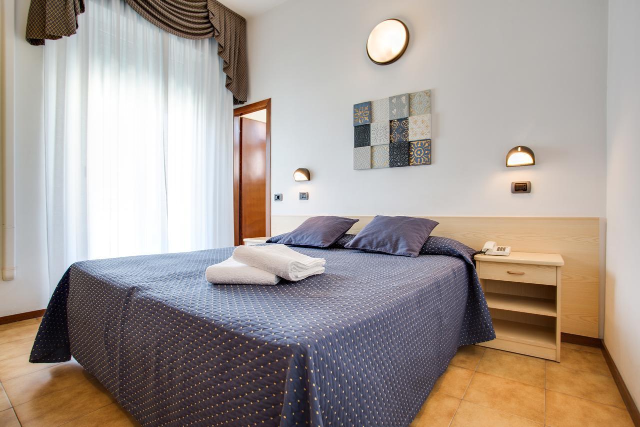 Hotel Villa Dei Gerani Rimini Exteriér fotografie