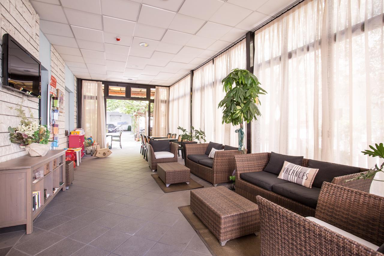 Hotel Villa Dei Gerani Rimini Exteriér fotografie
