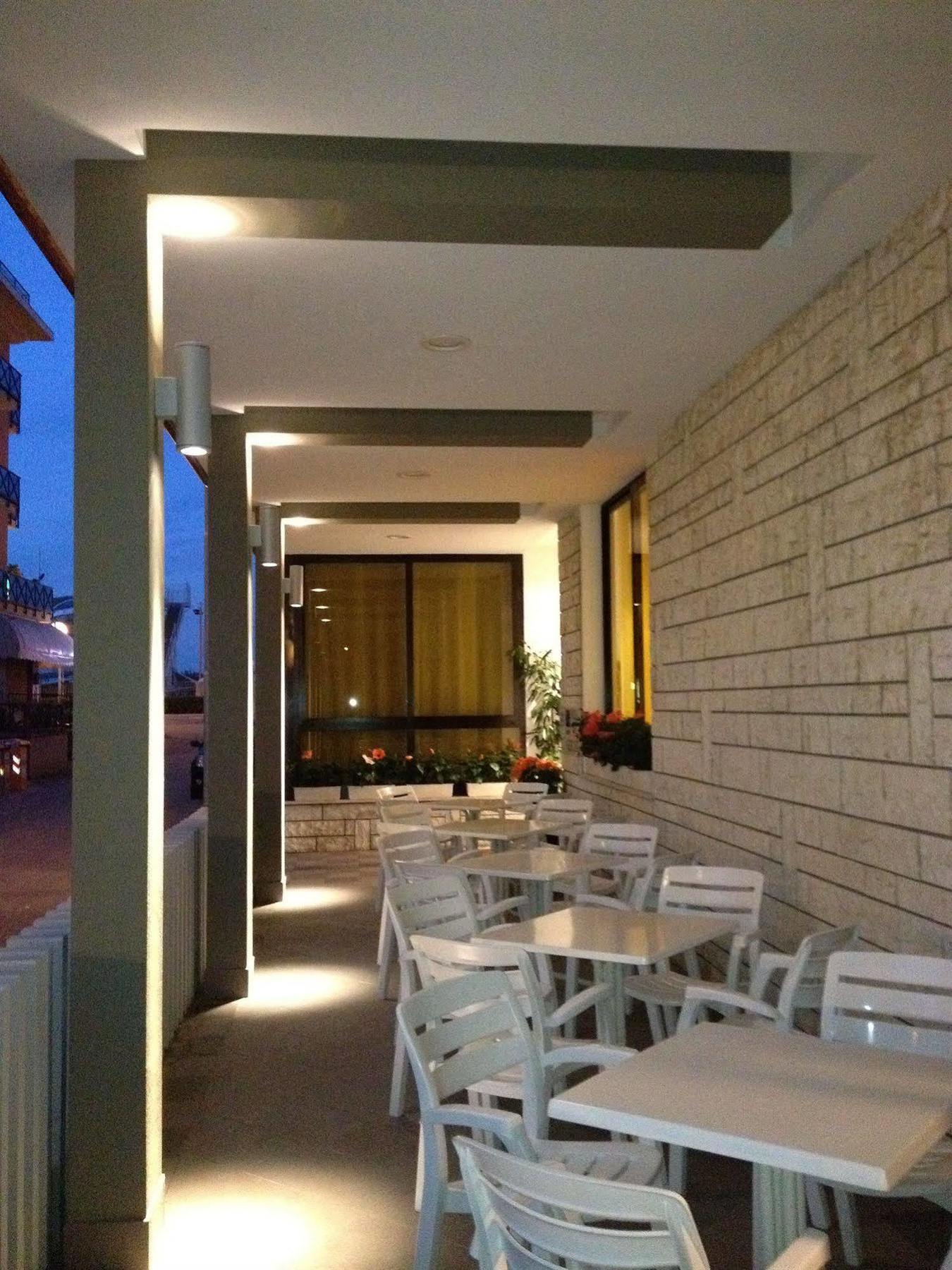 Hotel Villa Dei Gerani Rimini Exteriér fotografie