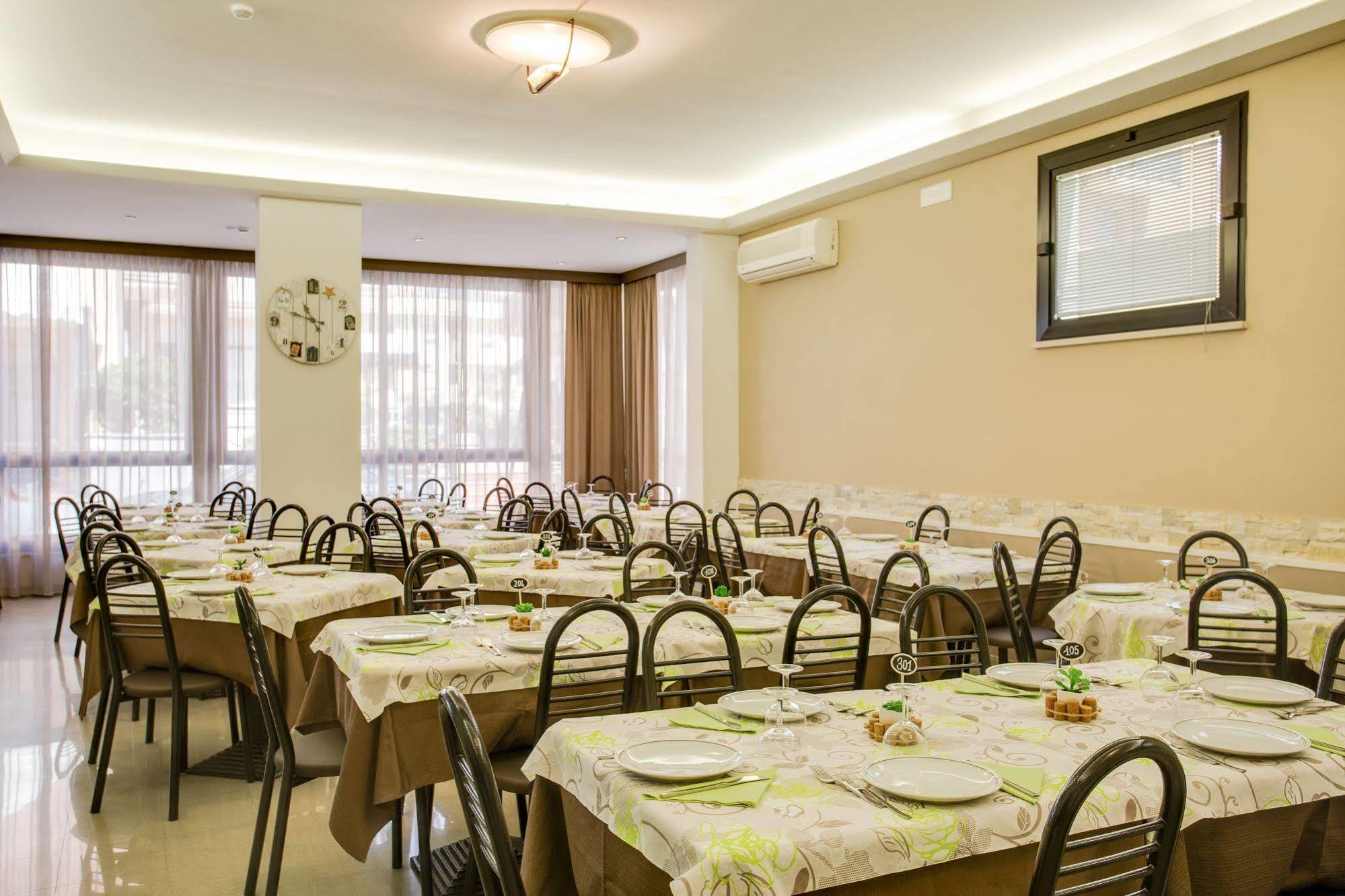Hotel Villa Dei Gerani Rimini Exteriér fotografie
